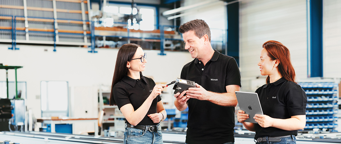 Blick in die Produktion bei der Wörner Automatisierungstechnik GmbH in Denkendorf, Baden-Württemberg